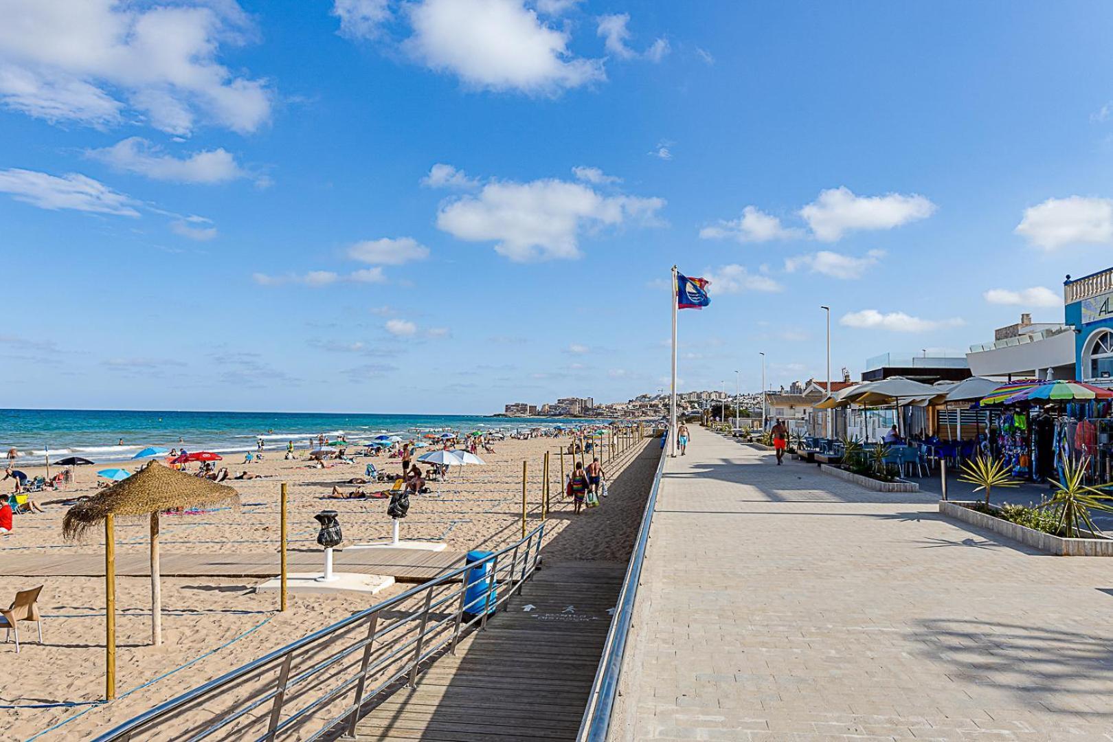 Appartamento Miramar Magic Sea & Sunrise View Torrevieja Esterno foto